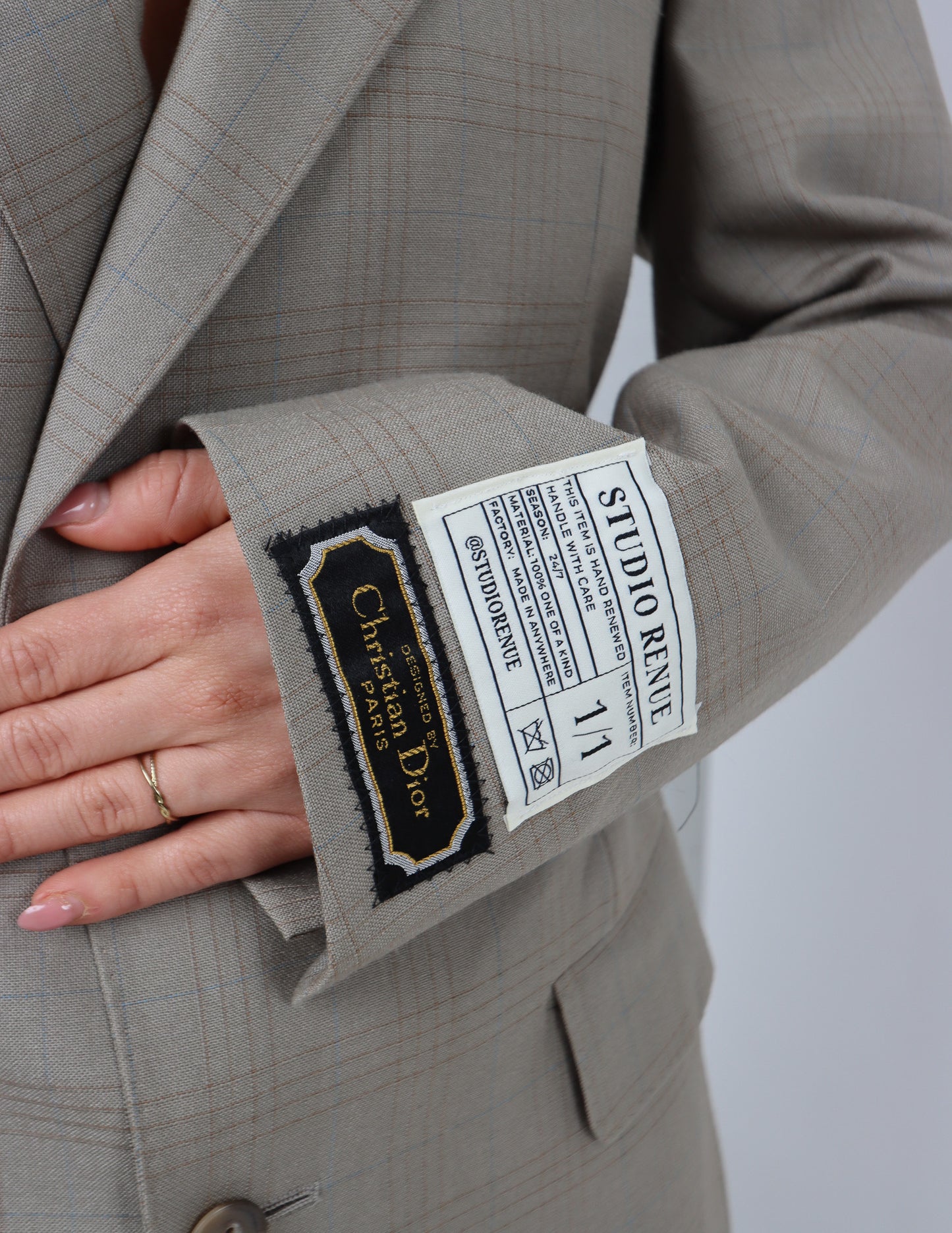 RENUED TAILORED DIOR BLAZER GREIGE