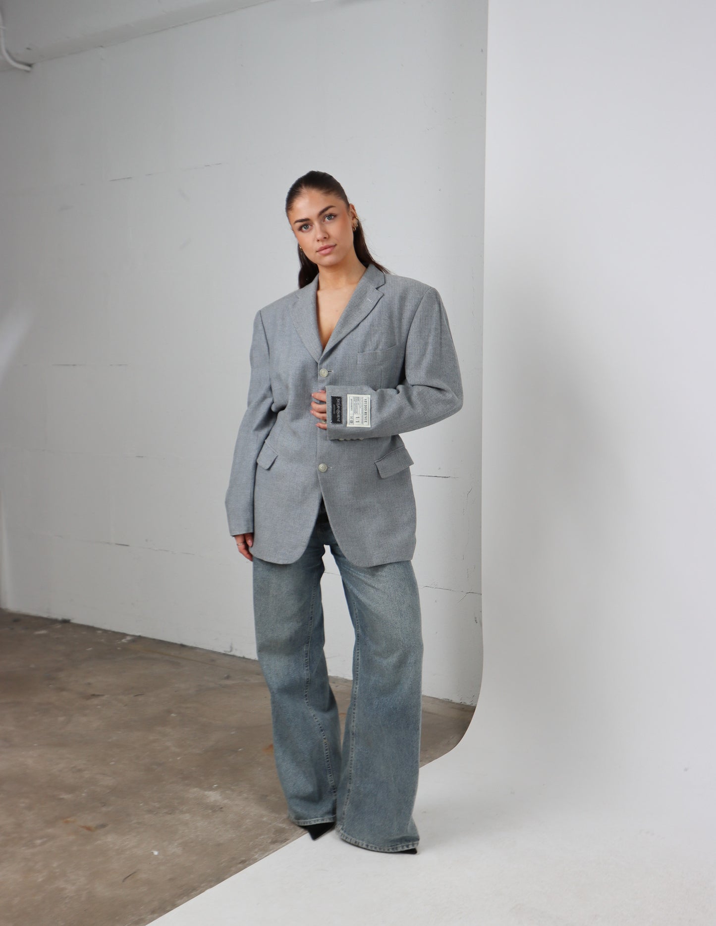 RENUED TAILORED YSL BLAZER LIGHT GREY