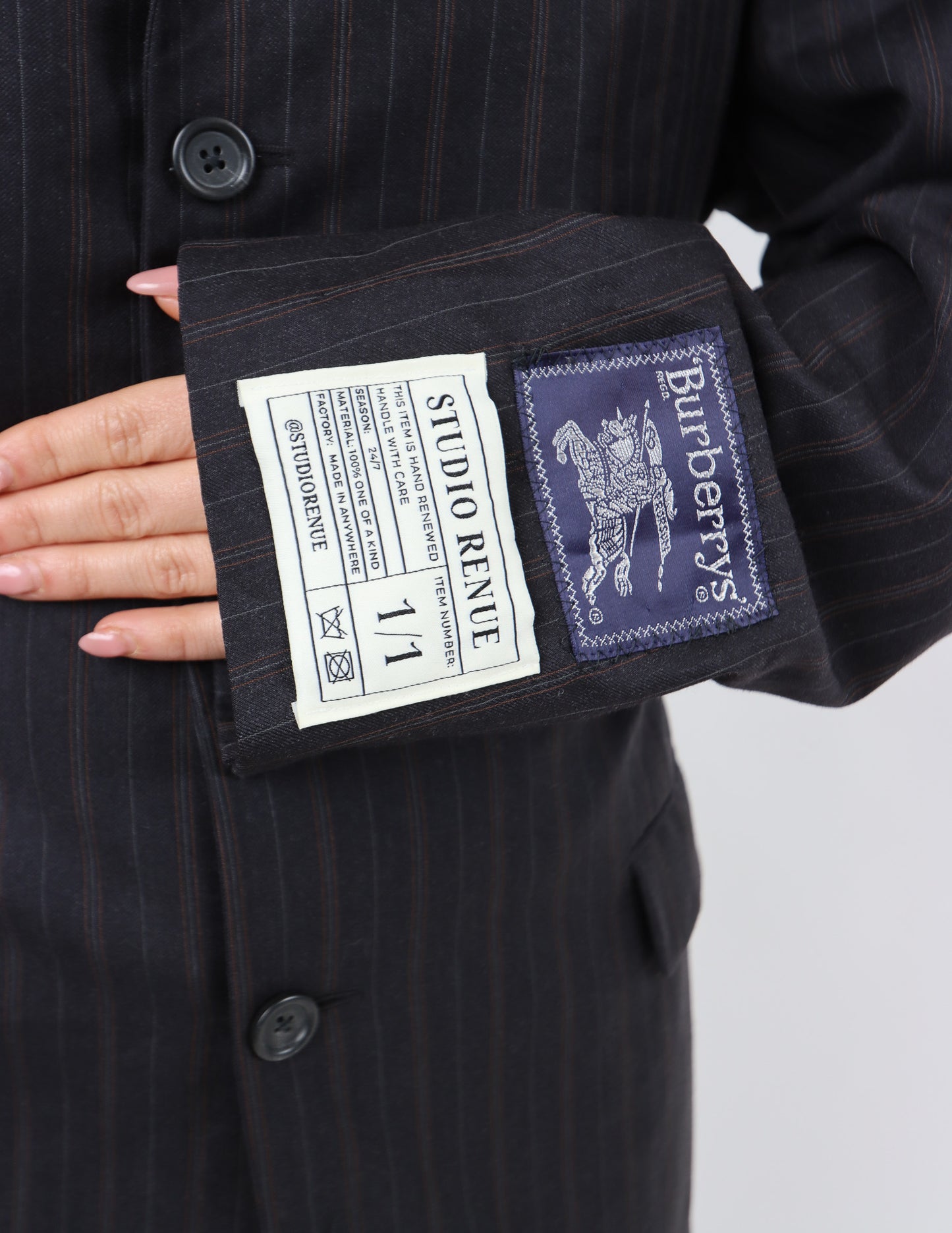RENUED TAILORED BURBERRY BLAZER NAVY STRIPED