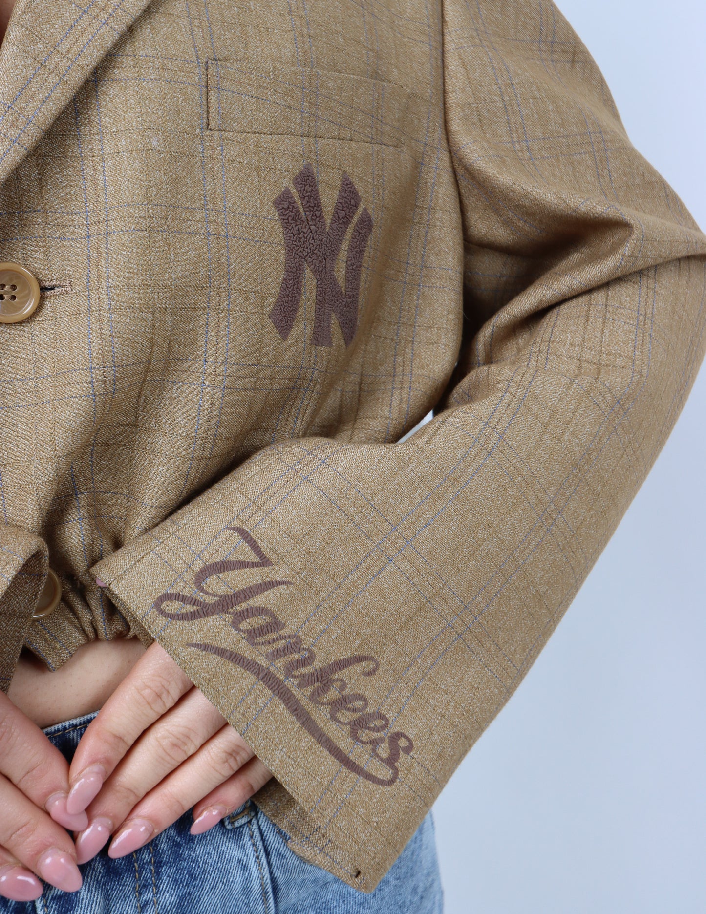 RENUED CROPPED BOMBER NY INSPIRED BLAZER BEIGE PLAID