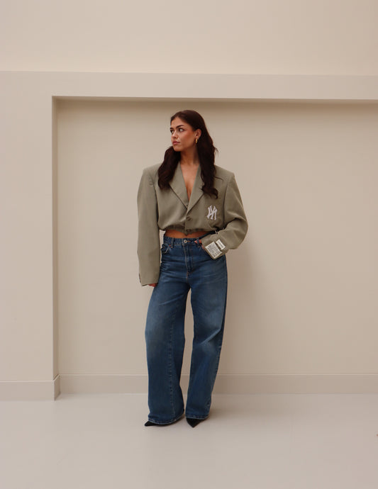 RENUED CROPPED BOMBER NY INSPIRED BLAZER BEIGE