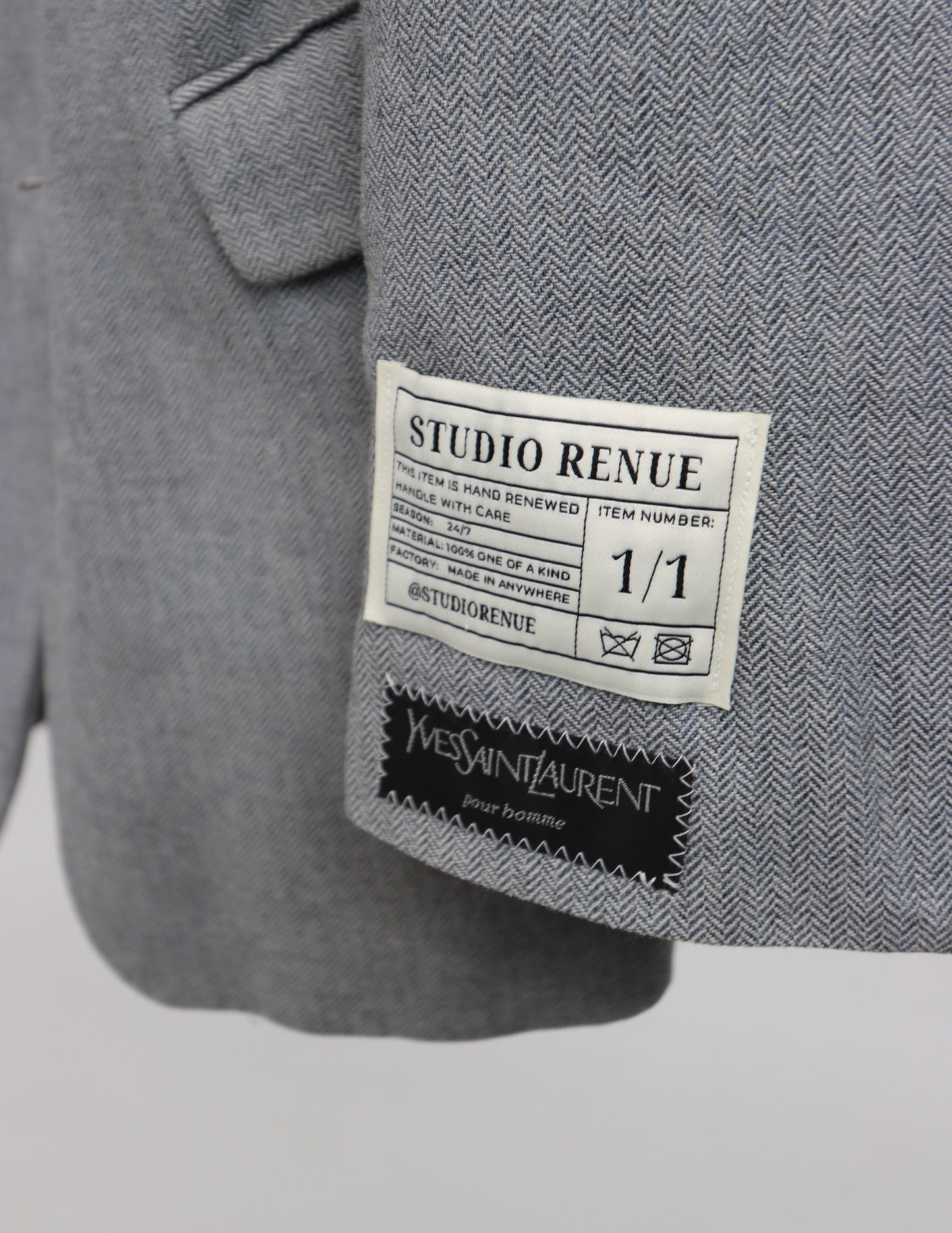 RENUED TAILORED YSL BLAZER LIGHT GREY
