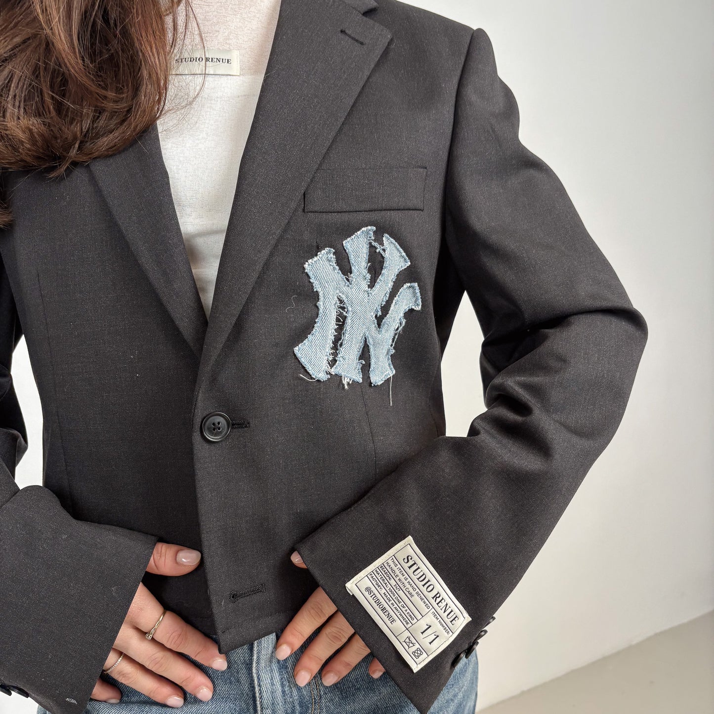 RENUED CROPPED TAILORED NY BLAZER GREY