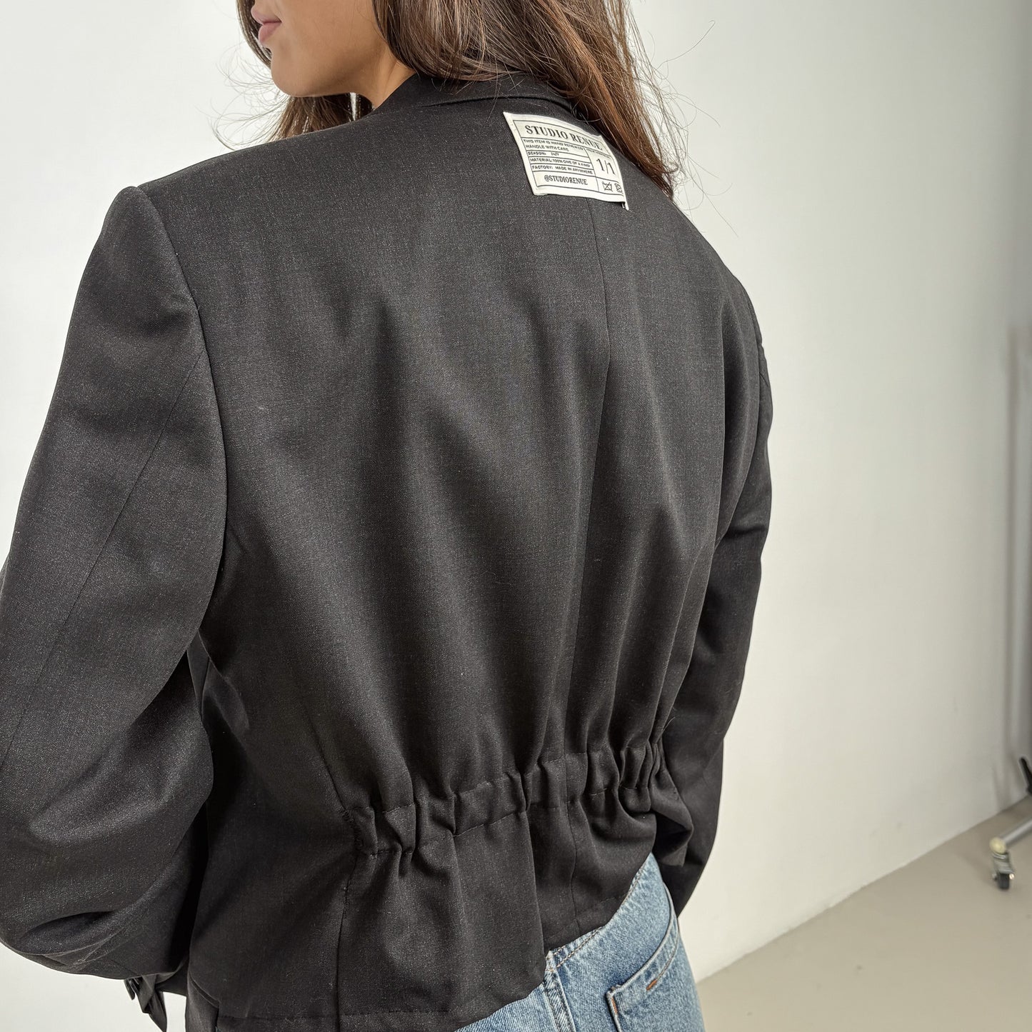 RENUED CROPPED TAILORED NY BLAZER GREY