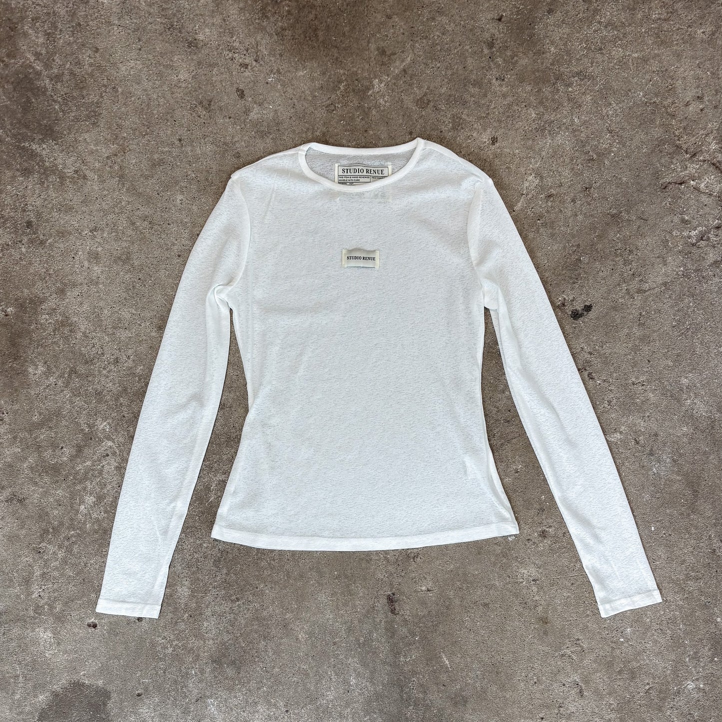 STUDIO RENUE SHEER LONGSLEEVE TOP