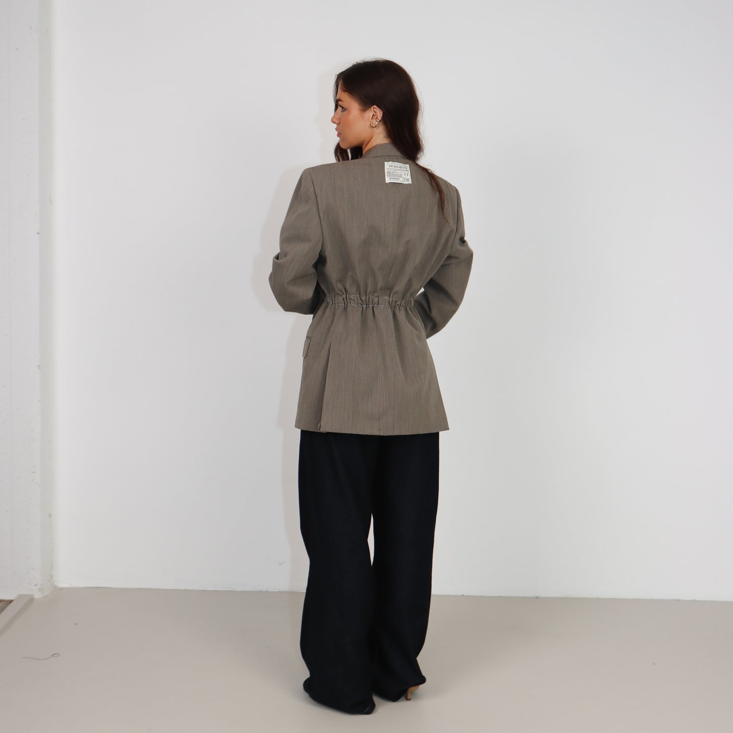 RENUED TAILORED BURBERRY BLAZER TAUPE